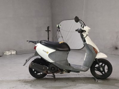 Suzuki LETS4
