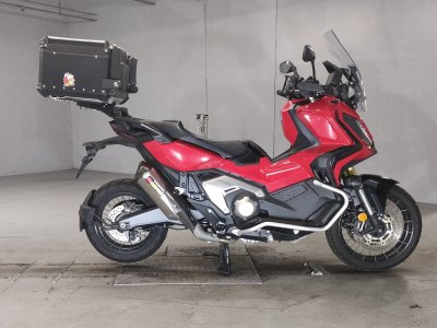 Honda X-ADV750 2024