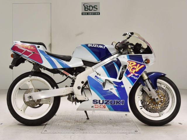 Suzuki RGV250 1992