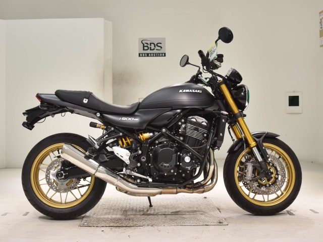 Kawasaki Z900RS SE 2025