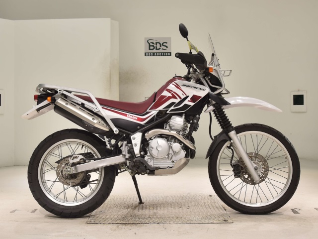 Yamaha SEROW XT250 2012