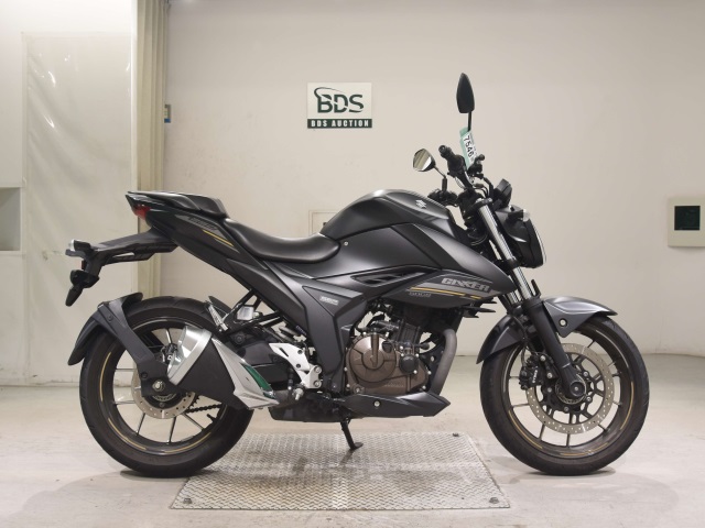 Suzuki GIXXER250