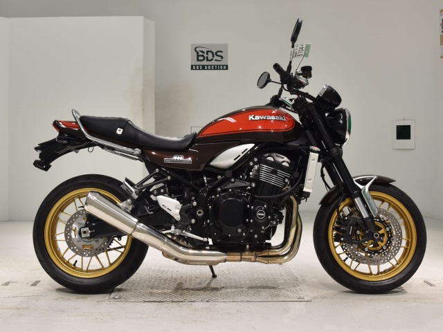 Kawasaki Z900RS 2022