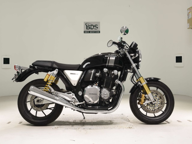Honda CB1100RS 2017