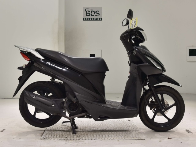 Suzuki ADDRESS V110