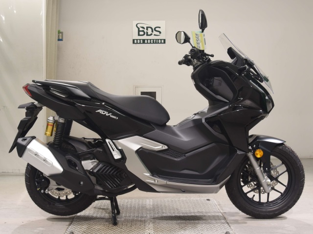 Honda ADV 160 2025
