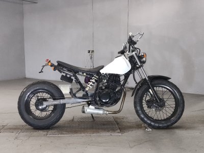 Yamaha TW200 2001