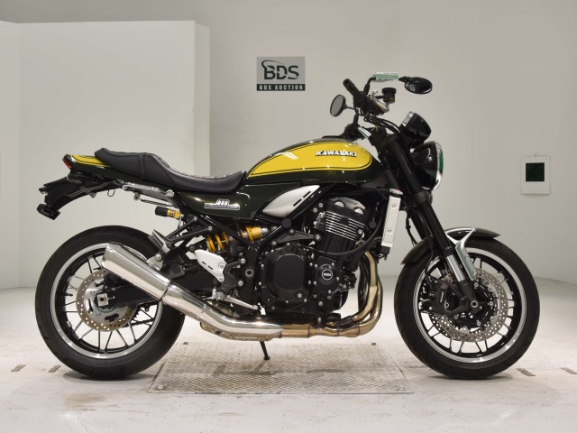 Kawasaki Z900RS 2023