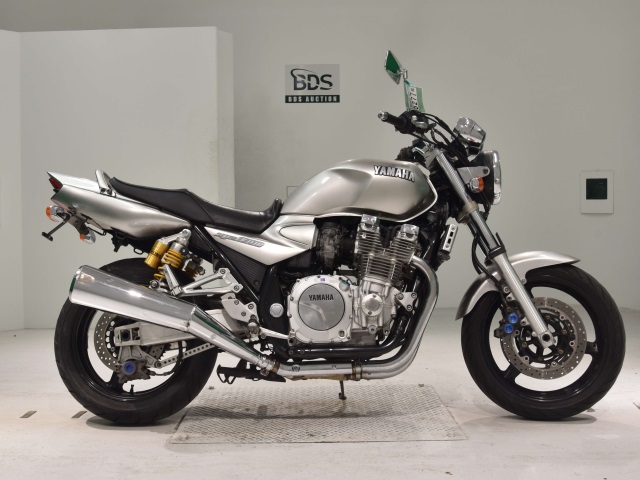Yamaha XJR1300 2003