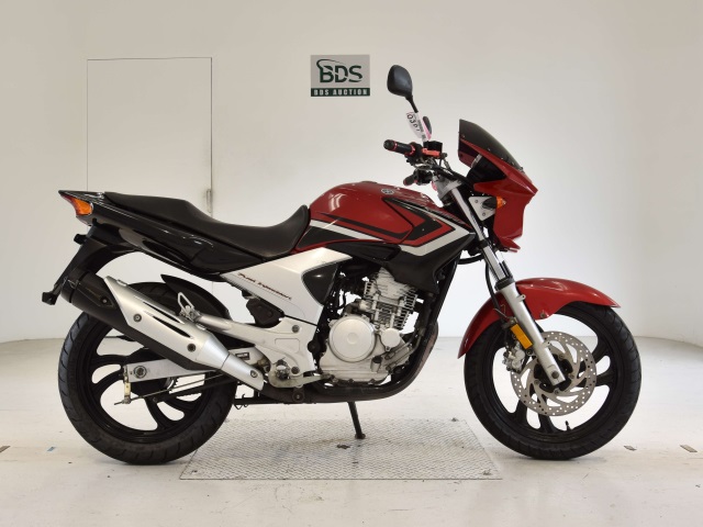 Yamaha YBR250 2012
