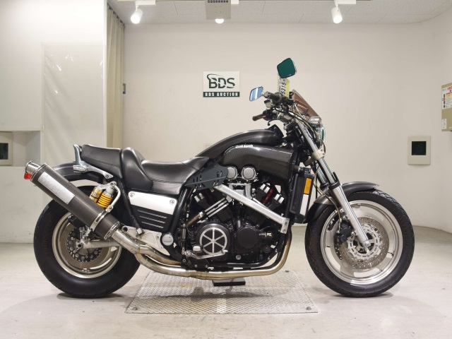 Yamaha V-MAX1200 2002
