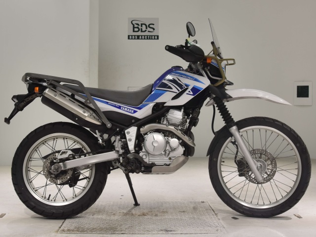 Yamaha SEROW XT250 2018