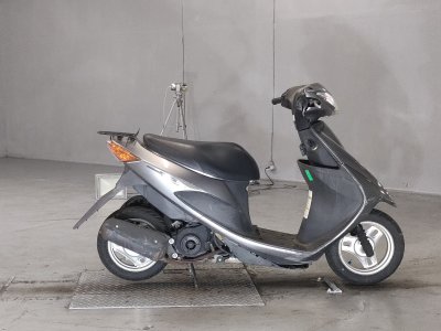 Suzuki ADDRESS V50