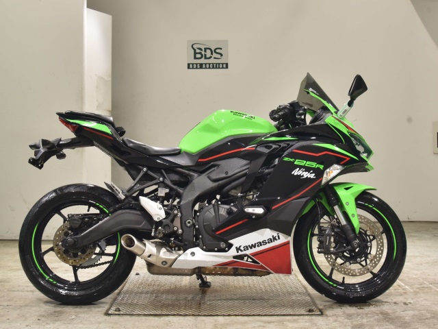 Kawasaki NINJA ZX-25R 2022
