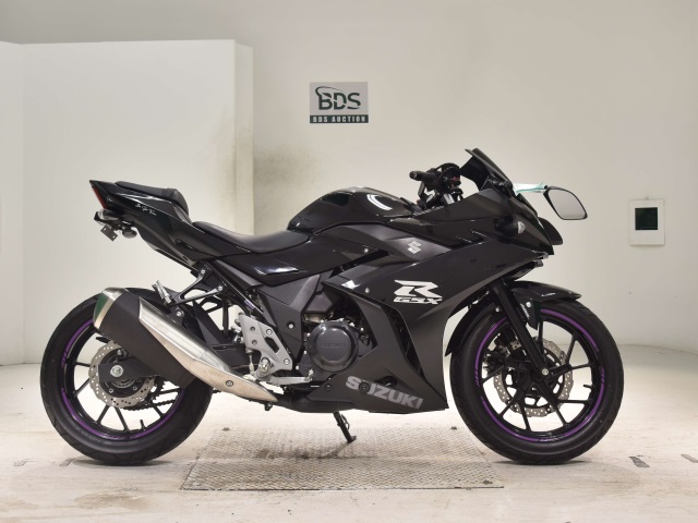 Suzuki GSX250R