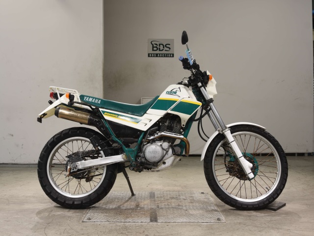 Yamaha SEROW XT225 1989