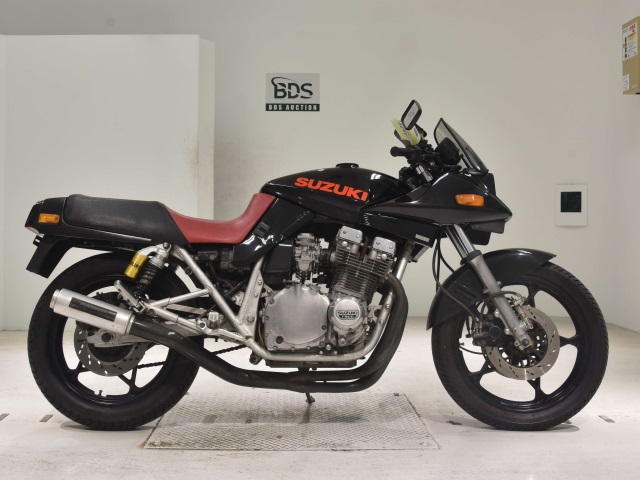 Suzuki GSX750S KATANA 1982