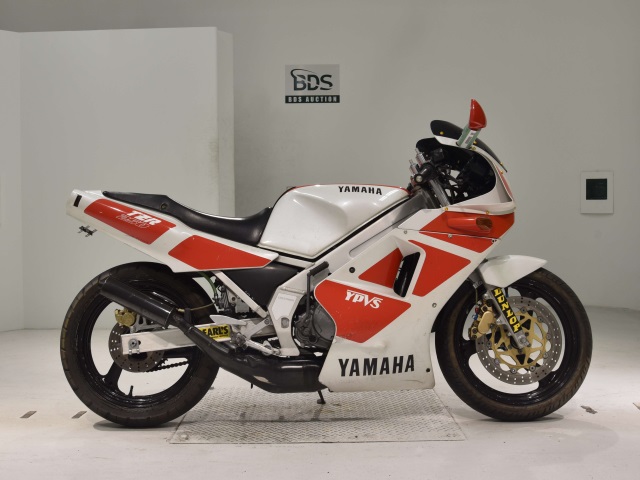 Yamaha TZR250