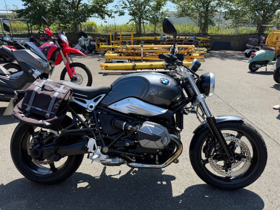 BMW R NINE T 2023