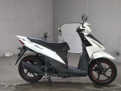 Suzuki ADDRESS V110