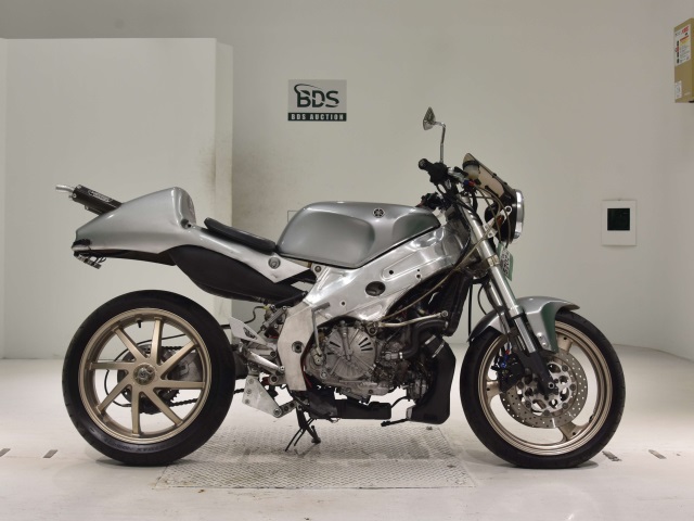 Yamaha TZR250 1989