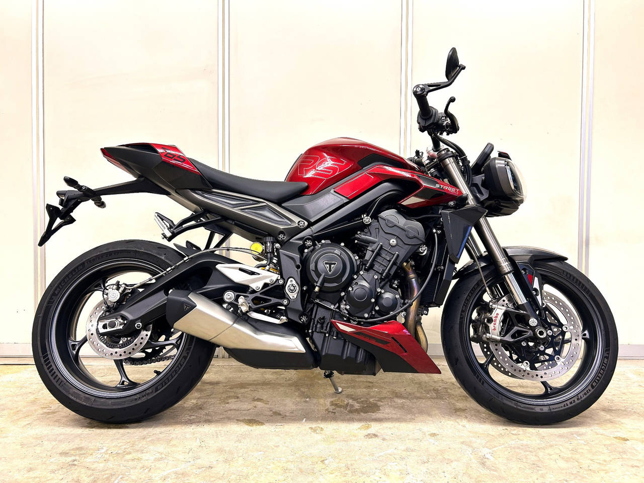 Triumph STREET TRIPLE RS 2023