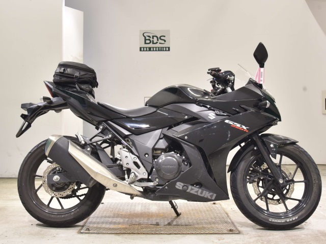 Suzuki GSX250R