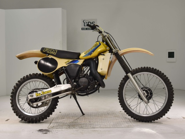 Suzuki RM125