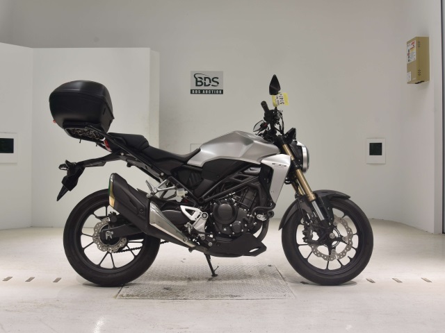 Honda CB250RA 2019
