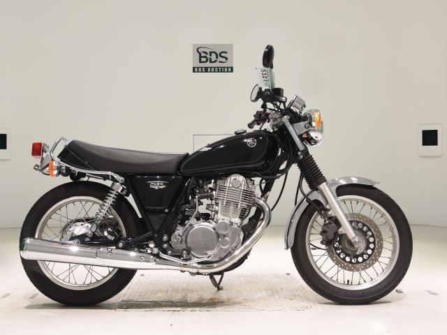 Yamaha SR400 2015