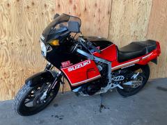 Suzuki GSX-R400 1984