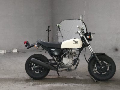 Honda APE50 2009