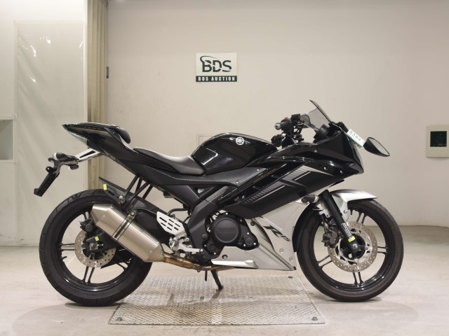 Yamaha YZF-R15 2013