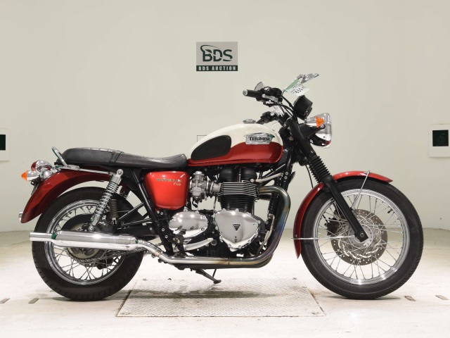 Triumph BONNEVILLE T100 2012