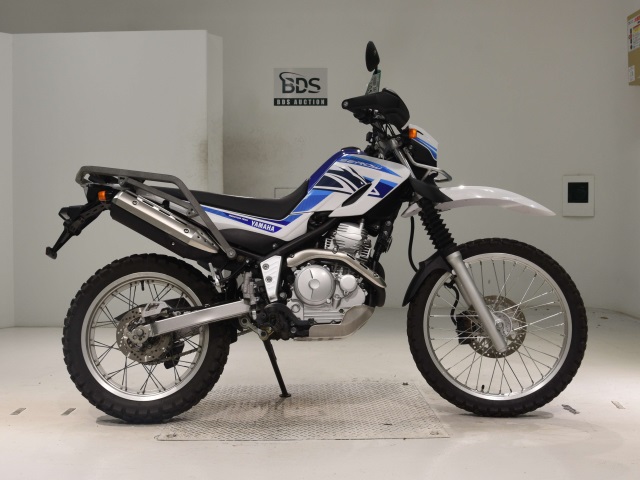 Yamaha SEROW XT250 2018
