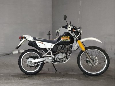 Suzuki DJEBEL200