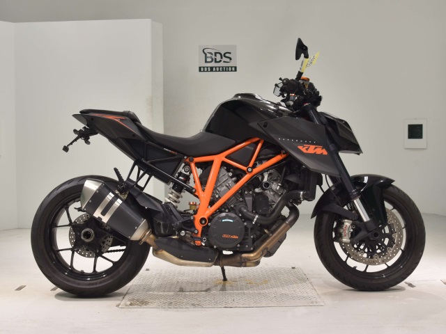 KTM 1290 SUPERDUKE R 2015