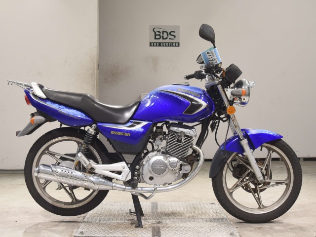 Suzuki EN125-2A 2006