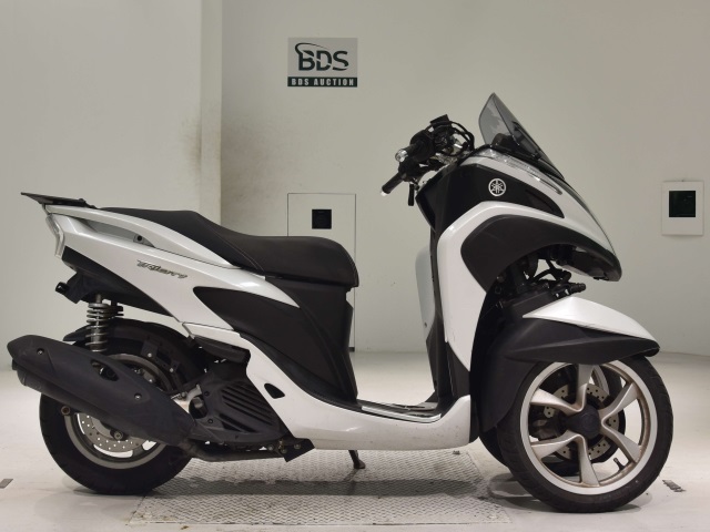 Yamaha TRICITY MW125 2015