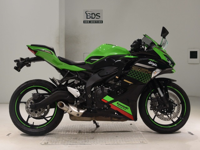 Kawasaki NINJA ZX-25R 2021
