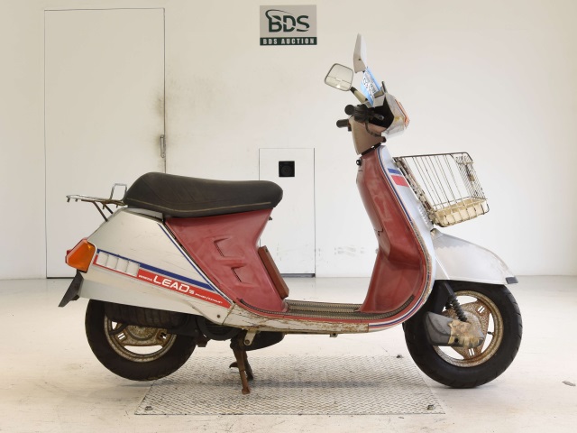 Honda LEAD50 1983