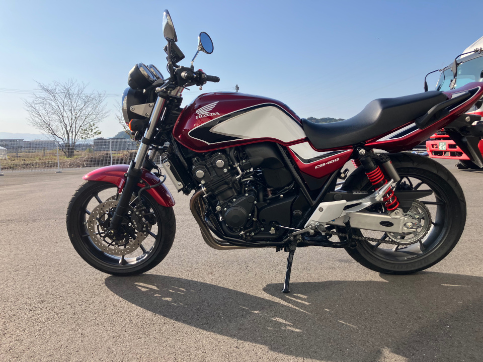 Honda CB400SF 2022