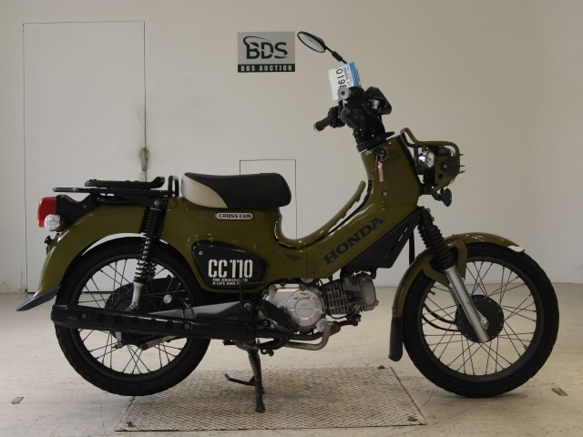 Honda CC110 CROSSCUB 2018