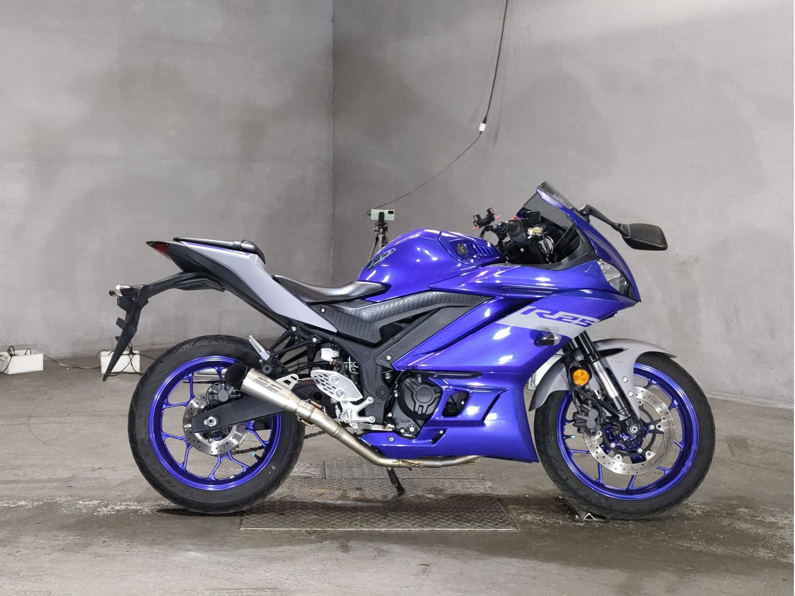 Yamaha YZF-R25 2021