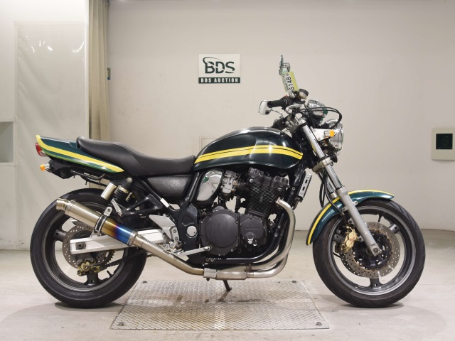 Suzuki GSX400 INAZUMA 1999