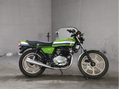 Kawasaki Z250FT