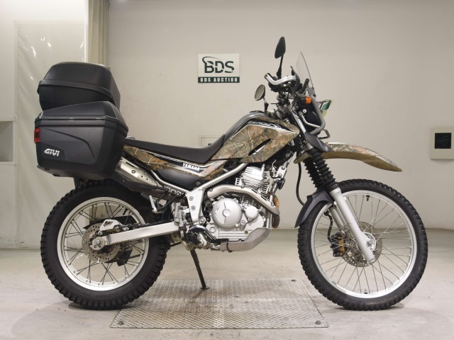 Yamaha SEROW XT250 2010