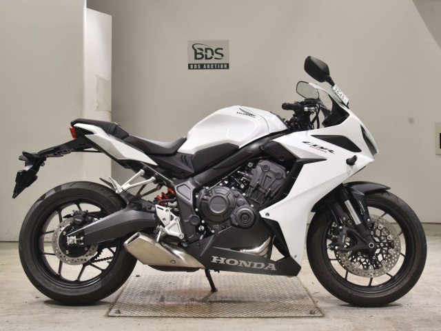 Honda CBR650R 2024