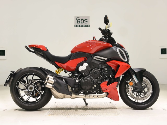 Ducati DIAVEL 2025
