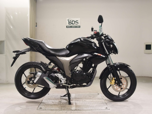 Suzuki GIXXER150